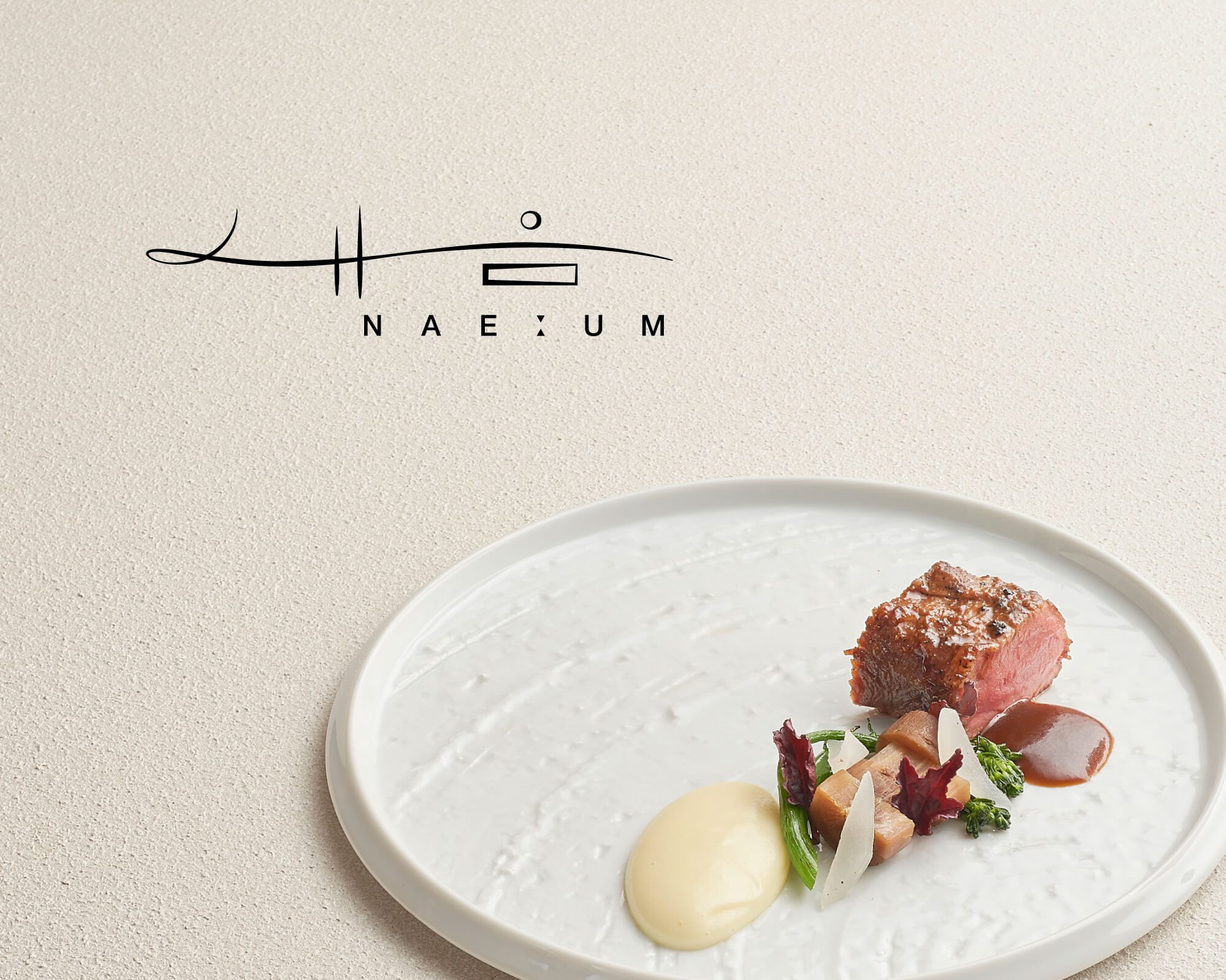 NAEUM